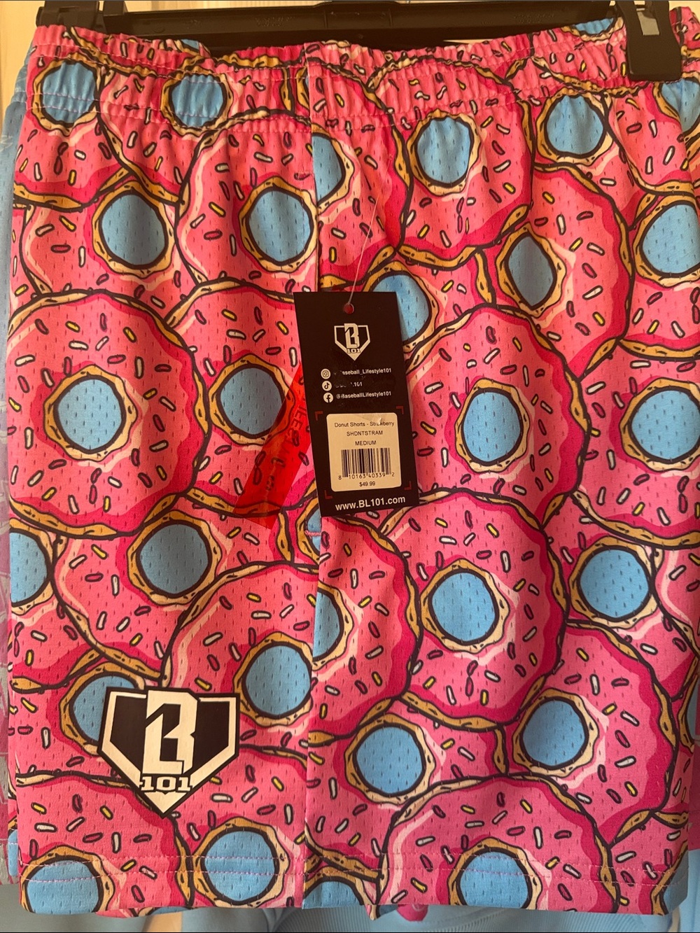 BL101 Men's Athletic Shorts — Pink Donut Print